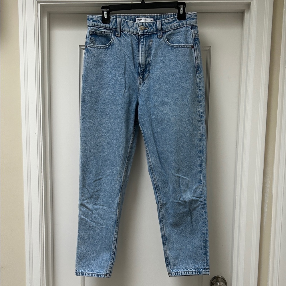 Zara High Waist Mom Fit Jeans US8/29